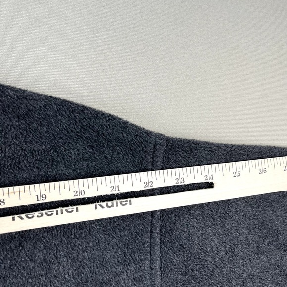 Vintage Lake Tahoe Sweatshirt Fleece Mens Medium Gray Reno Nature V-Neck USA 90s - Picture 10 of 10